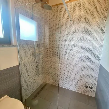 Mirna Apartament *